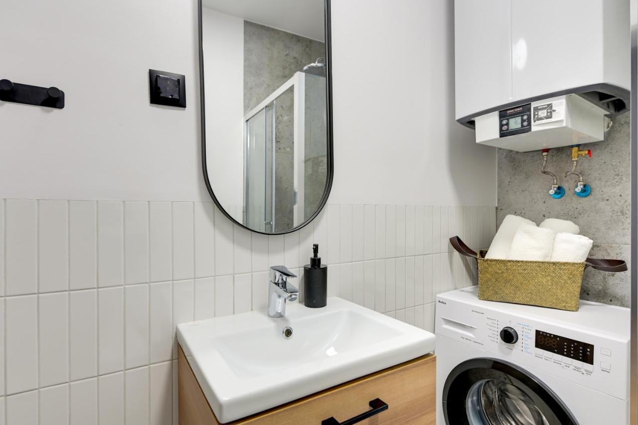 Old Town Ogarna IV Glamour By Downtown Apartments กดัญสก์ ภายนอก รูปภาพ